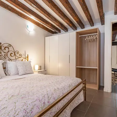 Apartmán San Giacomo Pied-a-terre House By Wonderful Italy Benátky