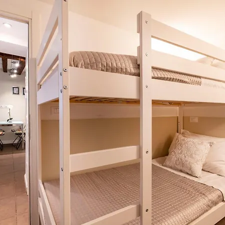 San Giacomo Pied-a-terre House By Wonderful Italy Apartmán